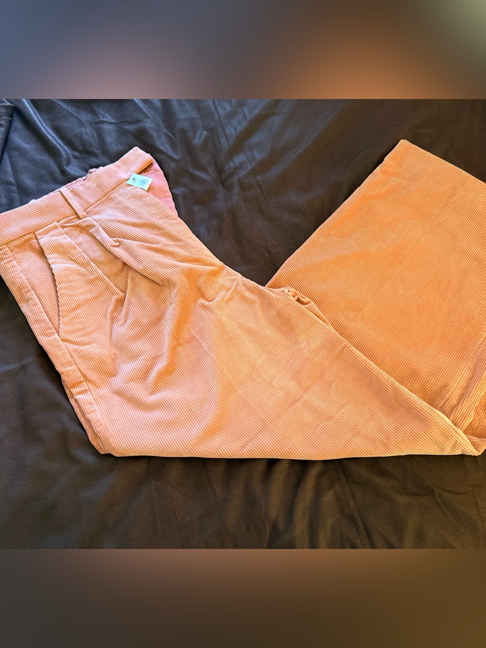 NWT- Banana Republic - Corduroy Wide-Leg Bottoms in Peach
